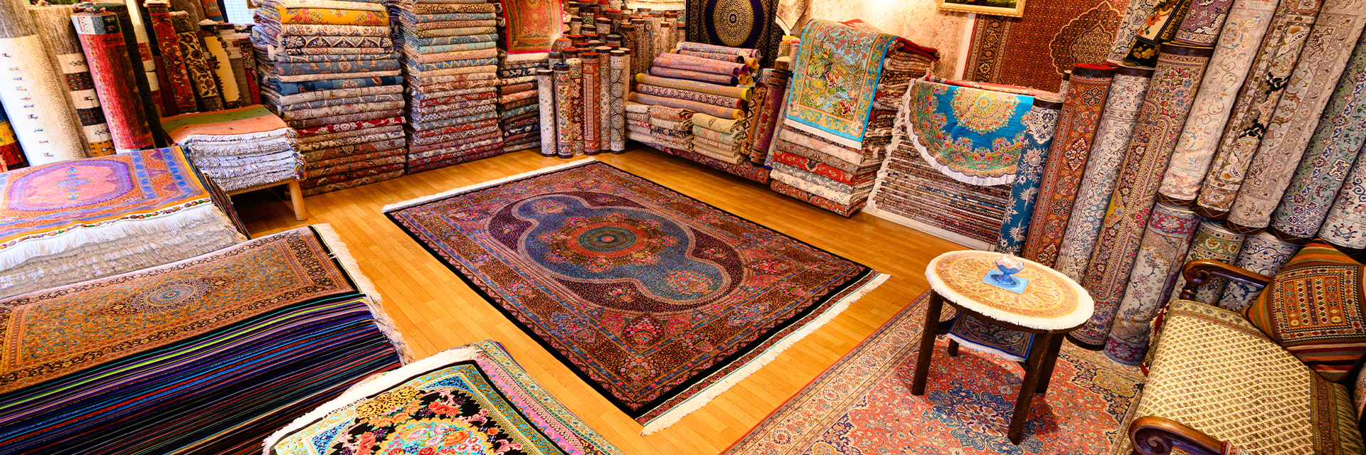 ペルシャ絨毯のある心地良い暮らしへようこそ。