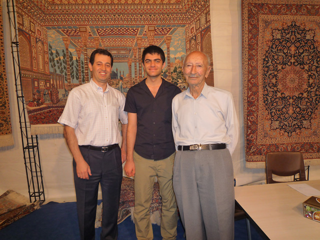 MOHAMMAD ALI SEIRAFIAN モハンマッドアリ セイラフィアンとお孫さん