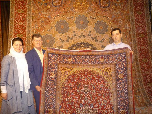 NASROLAH HAGHIGHI ナッソラ ハギギ