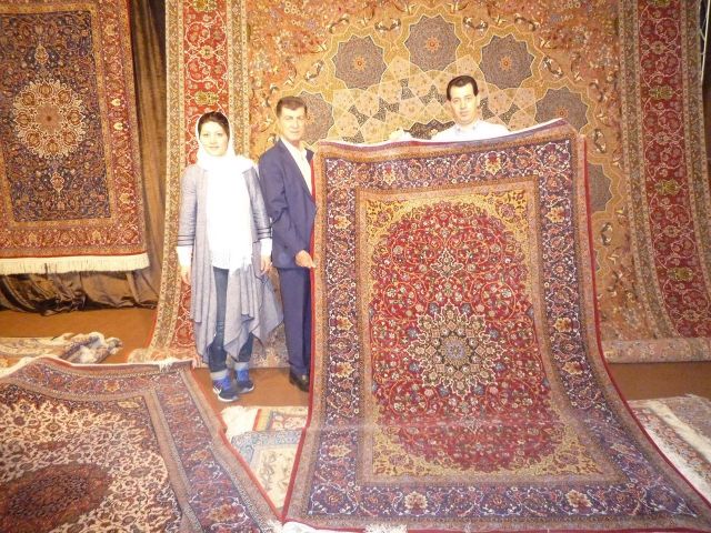 NASROLAH HAGHIGHI ナッソラ ハギギ